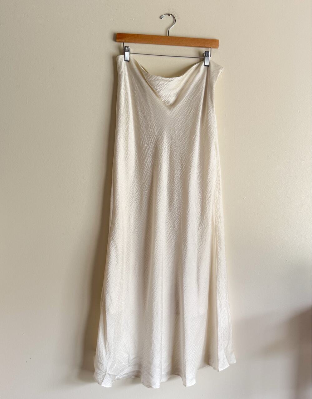 Steve Madden Cream Champagne Satin Lined Trumpet Maxi Skirt XL NWT